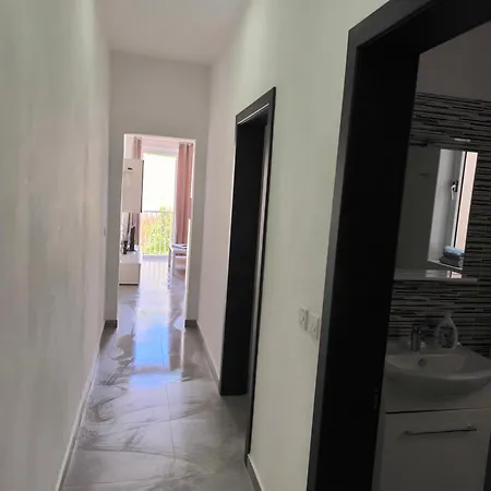Daire One Bedroom Tea Il-gzira *