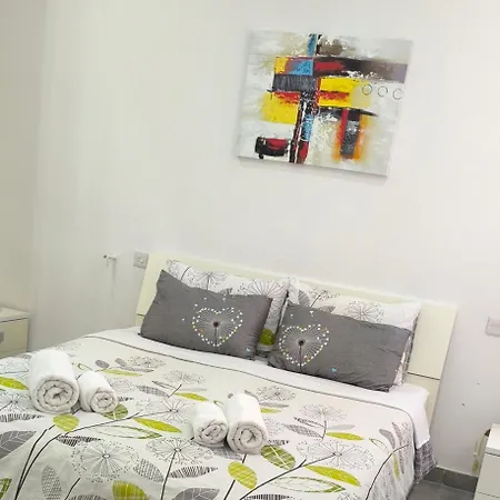 Daire One Bedroom Tea Il-gzira *